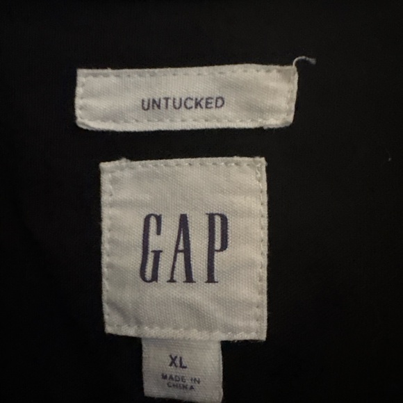 GAP Men’s Black Button Down Shirt XL Untucked Fit Cotton - Picture 3 of 4